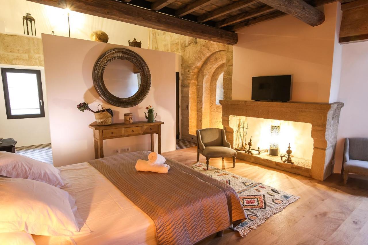 La Maison D'Aime Saint-Quentin-la-Poterie Exteriör bild