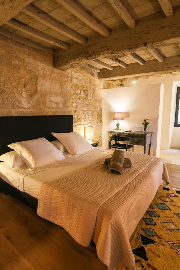 La Maison D'Aime Saint-Quentin-la-Poterie Exteriör bild