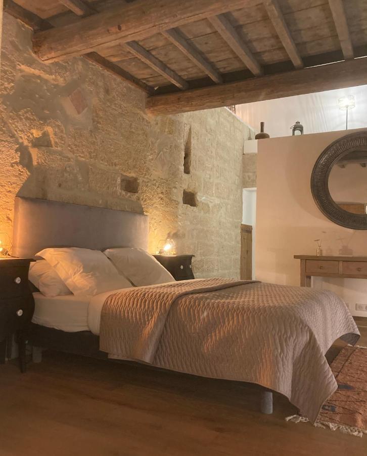 La Maison D'Aime Saint-Quentin-la-Poterie Exteriör bild